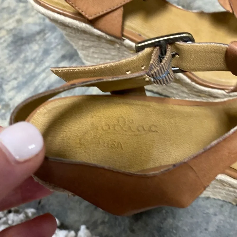 Zodiac Quana Saddle Tan Leather Espadrille Wedge Sandal Size 8